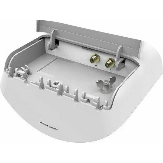 Секторная антенна MikroTik mANT 15s (MTAS-5G-15D120) Секторная антенна MikroTik mANT 15s (MTAS-5G-15D120)